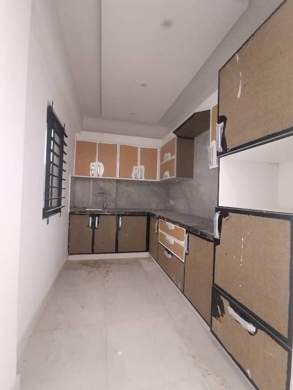 SEMI FURNISHED APARTMENT 3 BED DD FOR RENT 25