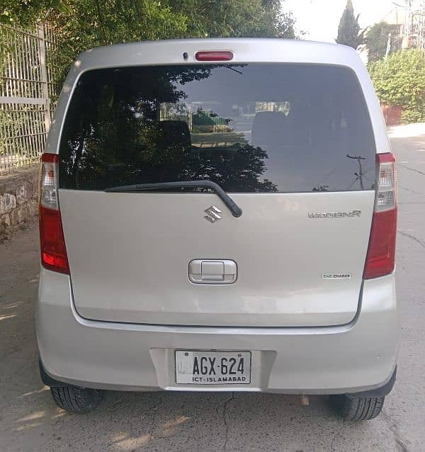 Suzuki Wagon R 2015 1