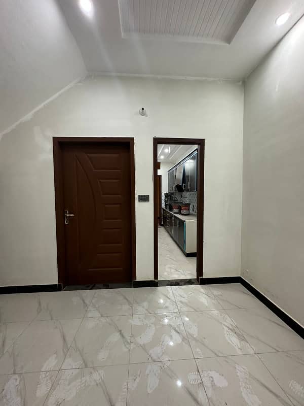 3 MARLA BRAND NEW HOUSE FOR RENT NEAR A BLOCK PU2 SHOKAT KHANAM ROAD LAHORE. 1