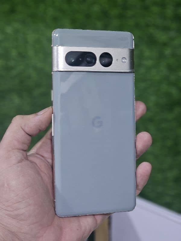 Google  pixel  7 pro Non PTA 0