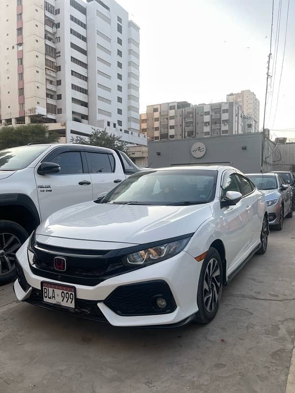 Honda Civic Oriel 2017 0