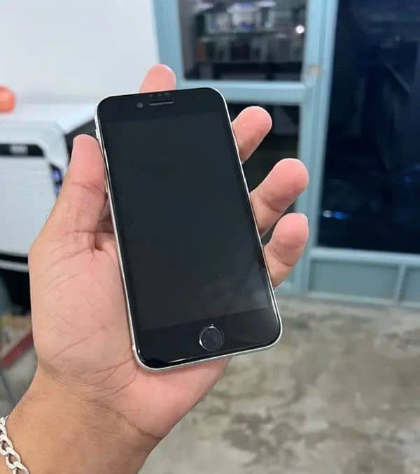 IPhone SE 2020 Pta approved 2