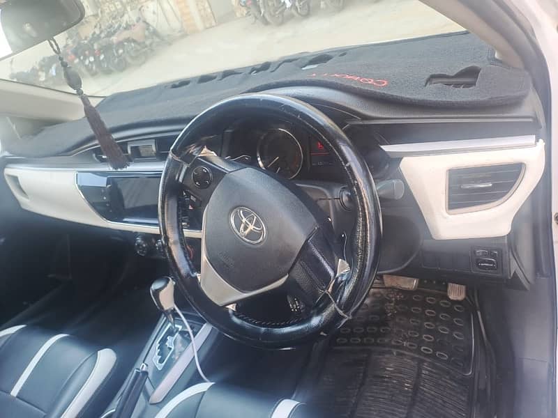 Toyota Altis Grande 2015 4