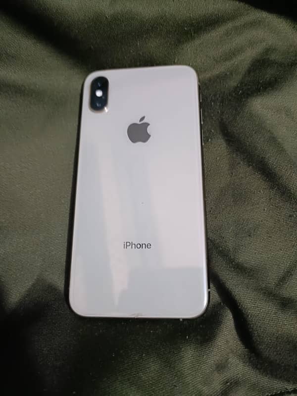 IPhone XS (Golden) 1