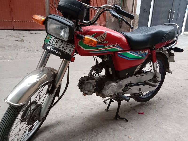 Honda 70 urgqnt sell contact 03207660397 4