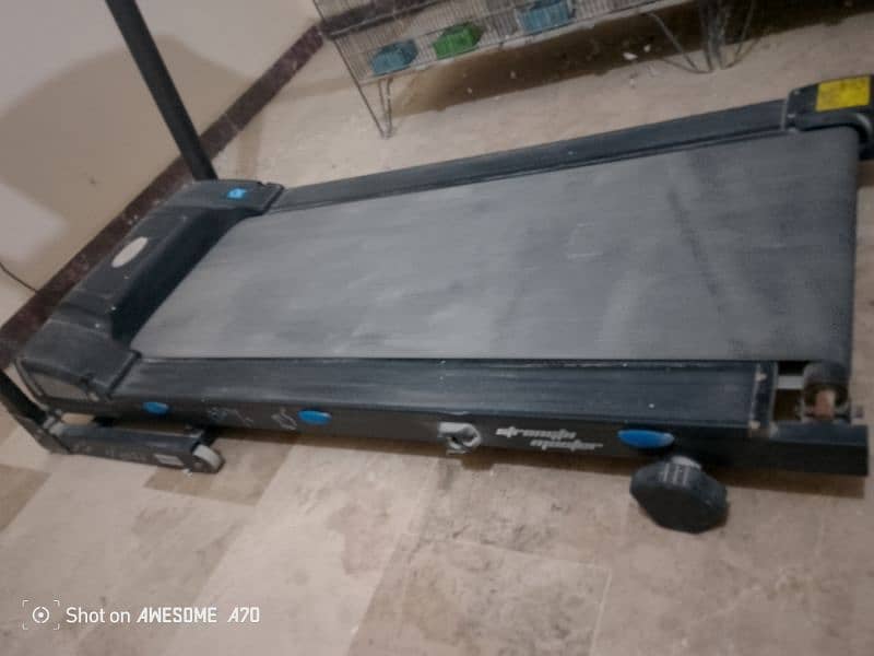 Slightly used in KSA treadmill for sale 6