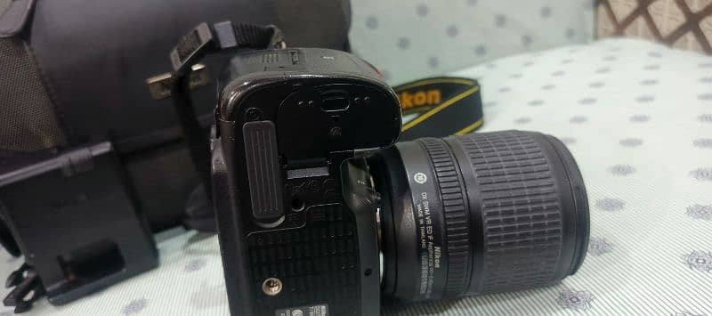 Nikon d7200 with 18 105mm VR lens 11