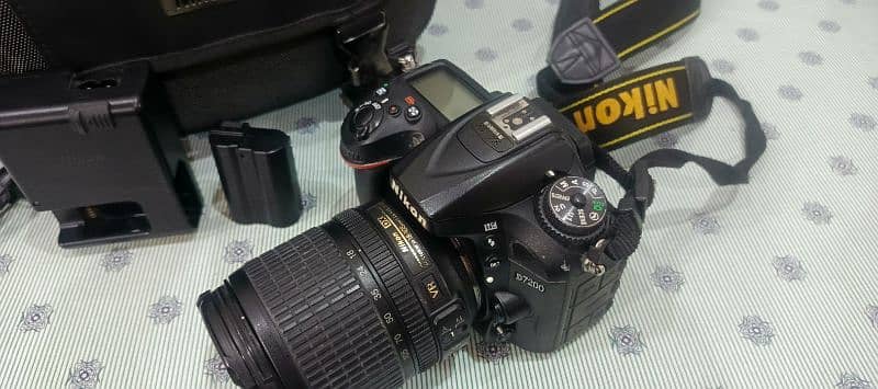 Nikon d7200 with 18 105mm VR lens 13