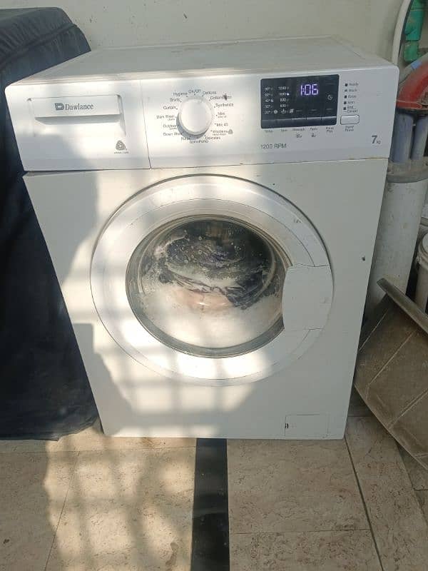 DAWLANCE front load washing machine 7kg original 0