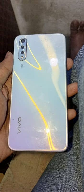 vivo s1 4