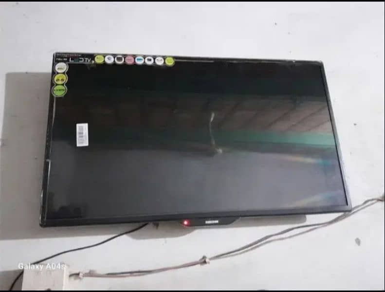 Samsung 32 Inch LED 03000738584 0