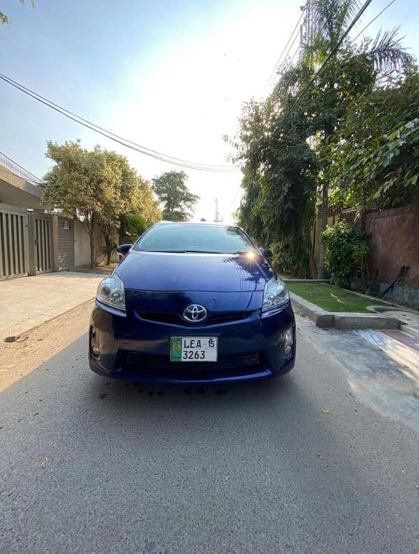 Toyota Prius 2015 5