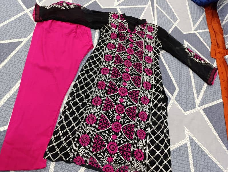 chiffon embroidered 3 pc suit 2