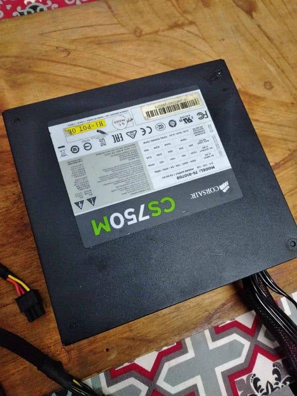 Cs750m 80+ Gold Power Supply 1