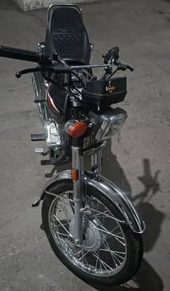 HONDA CG  125  BLACK 2024  NEW BIKE Not registered