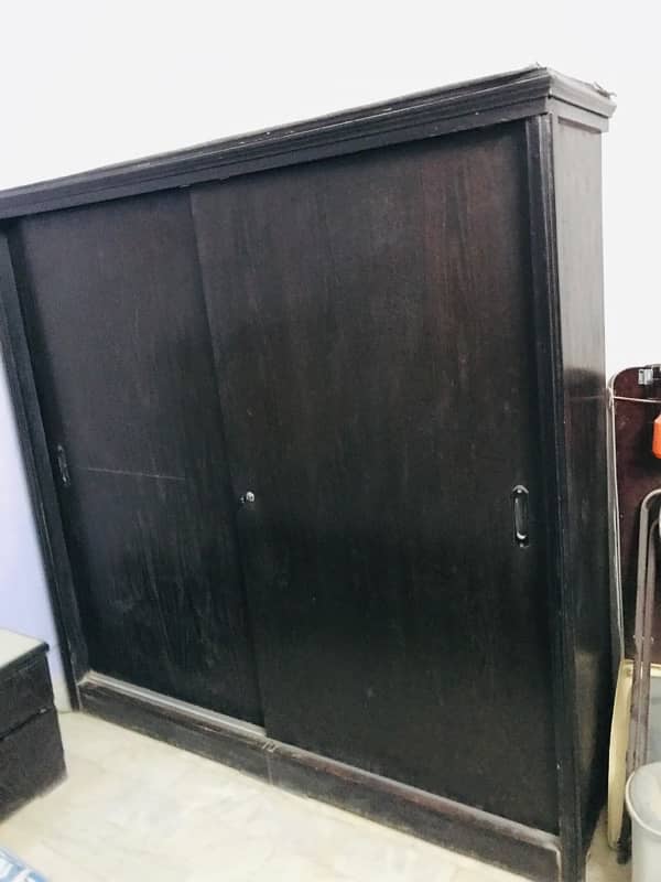 Wooden 2 doors sliding cupboard 0