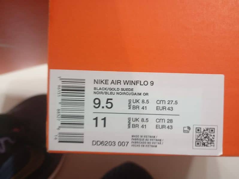 Brand new Nike sneakers original Thailand import 4