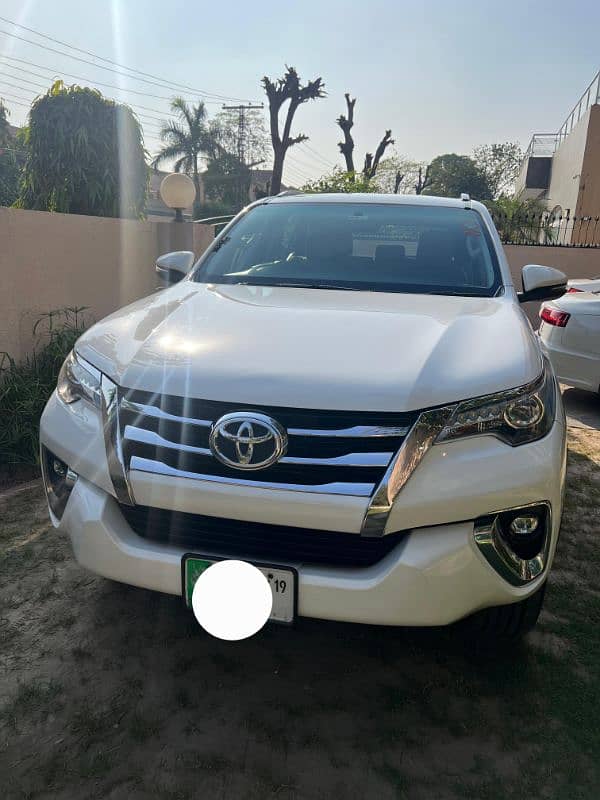 Toyota Fortuner V 2019 5