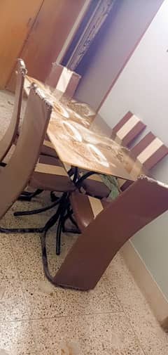 6 Seater Dinner table