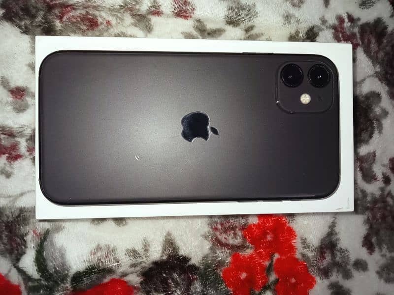 Iphone 11 for sale 64gb Jv condition 10/10 0