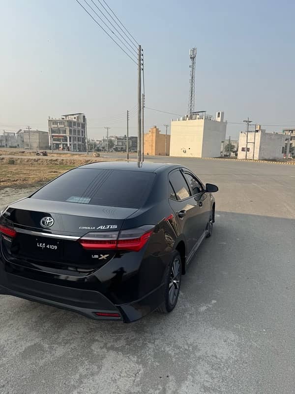 Toyota Corolla Altis 2018 3