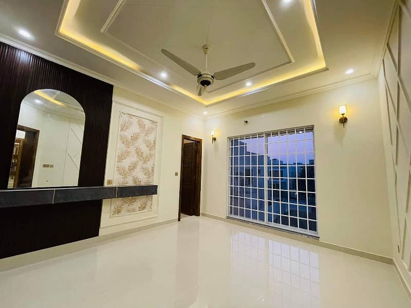 1 bed Luxury Family Furnished Apartment hot location 8