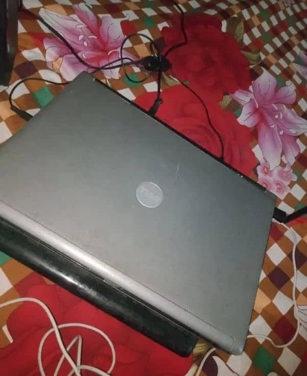 Dell laptop for urgent sale 1