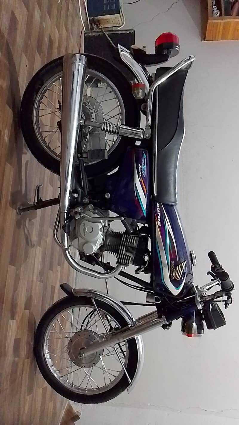 Honda CG 125 2015 Purple 1