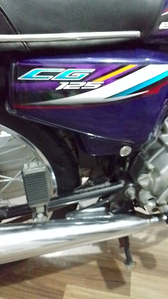 Honda CG 125 2015 Purple 8