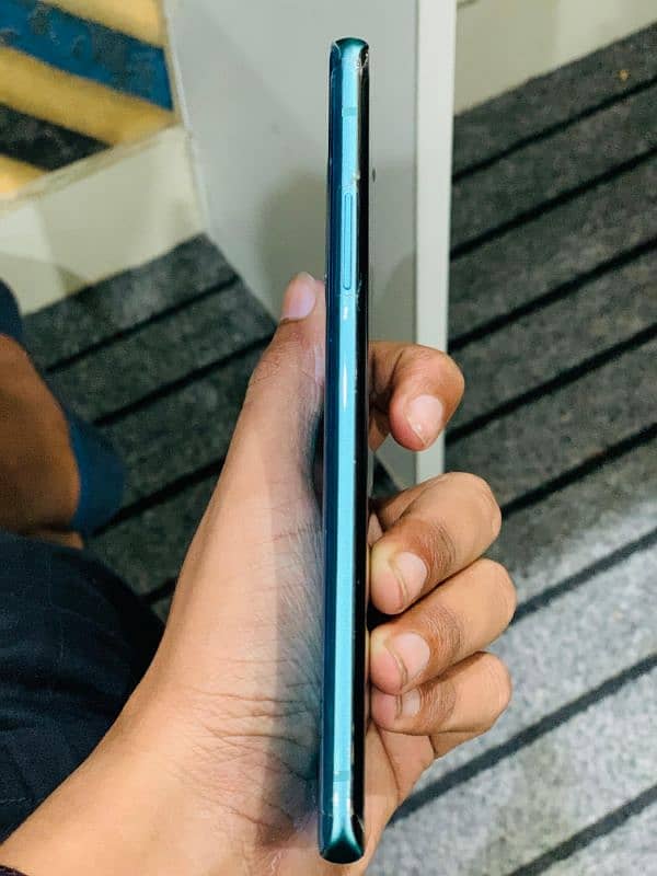 oneplus 8 PUBG 90fps gaming beast 1 month use wranty strip bhi ni utri 5