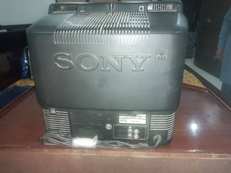 Sony tv & tabel 4