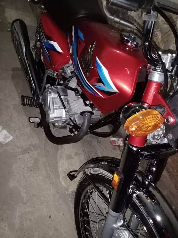 Asalamoalaikum I m selling my honda Cg 125 1