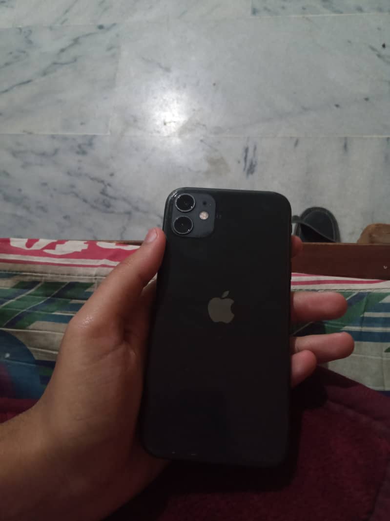 Apple iPhone 11 3