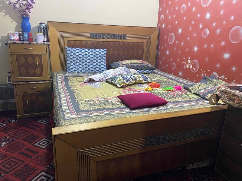 bed set with side tables and dressing table 3