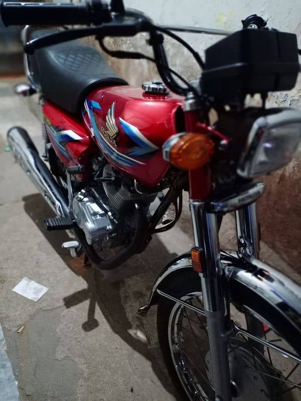 Asalamoalaikum I m selling my honda Cg 125 13