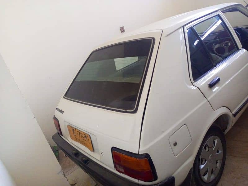 Toyota Starlet 1984 5