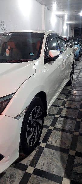 Honda Civic Oriel 2018 12