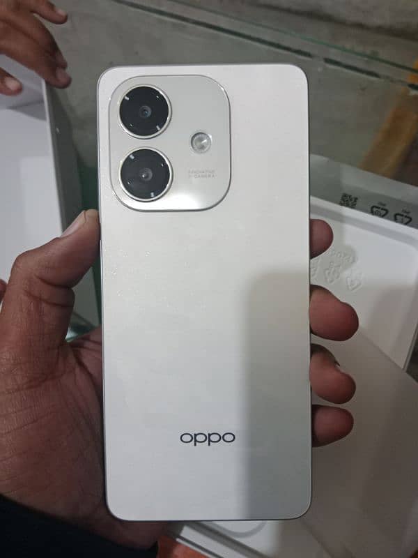 Oppo A3 4