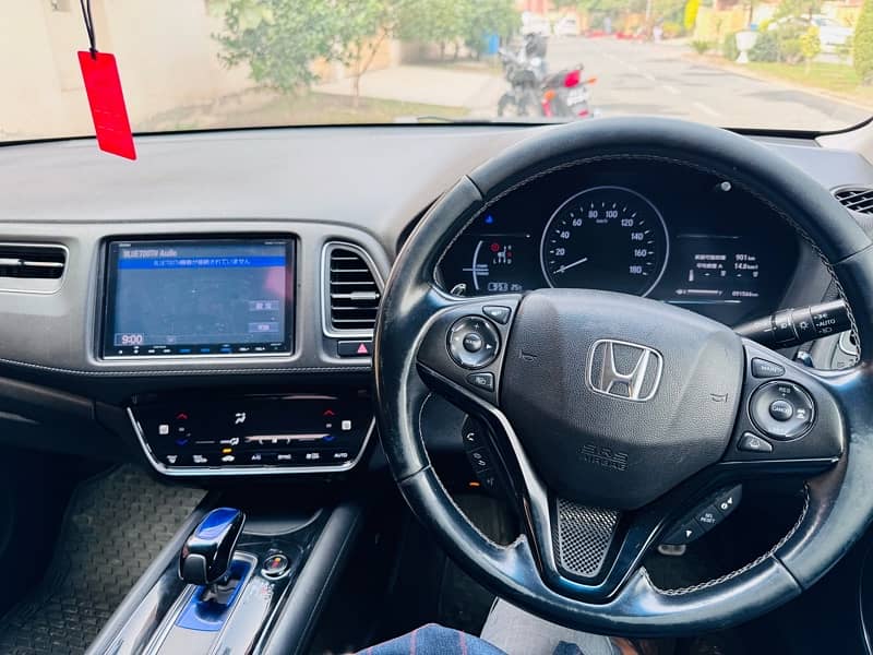 Honda Vezel Z Sensing 2016 6