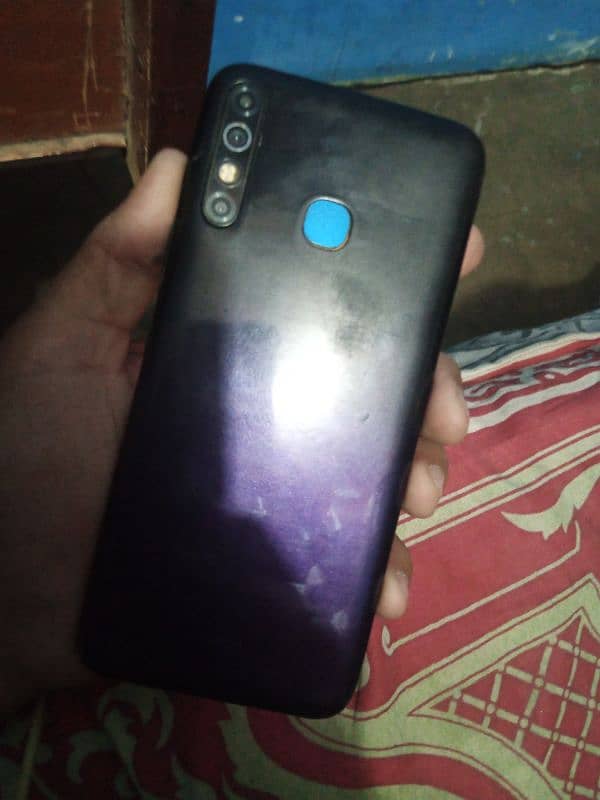 Infinix hot 8 1