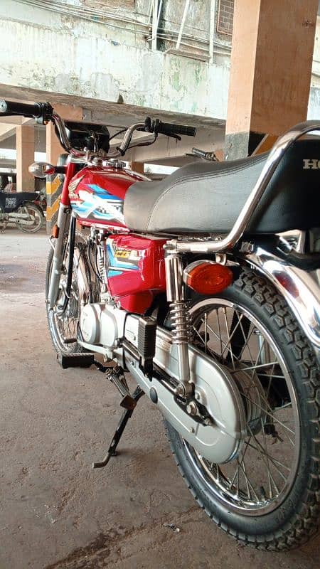 urgent sale Honda 125 4