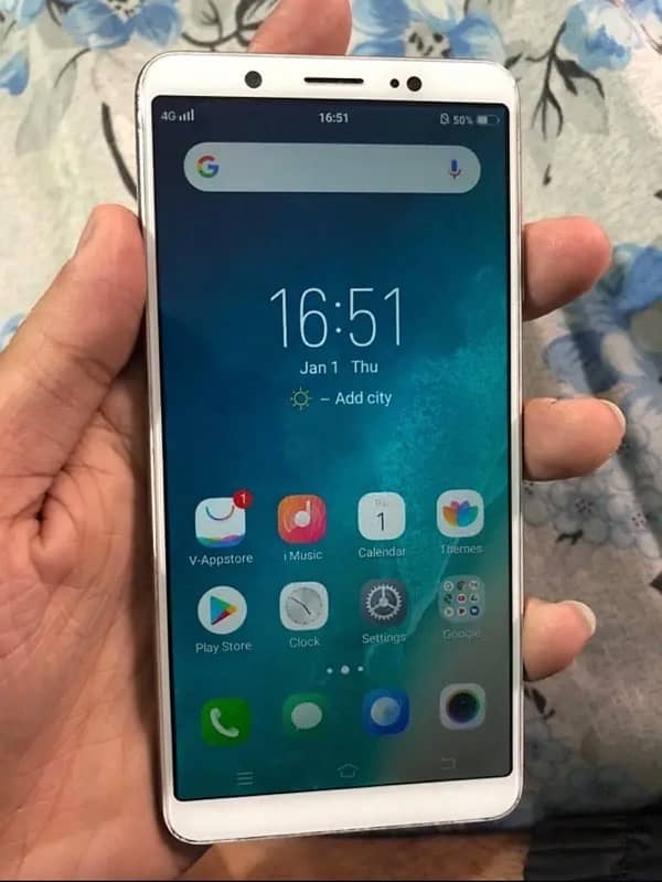 Vivo V7 4/32 PTA With Box 1