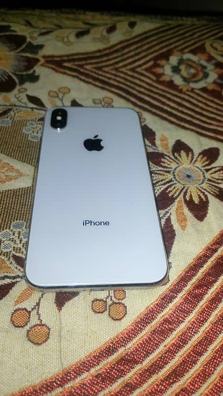 iPhone X 64 GB Non pta white colour 10/10 0