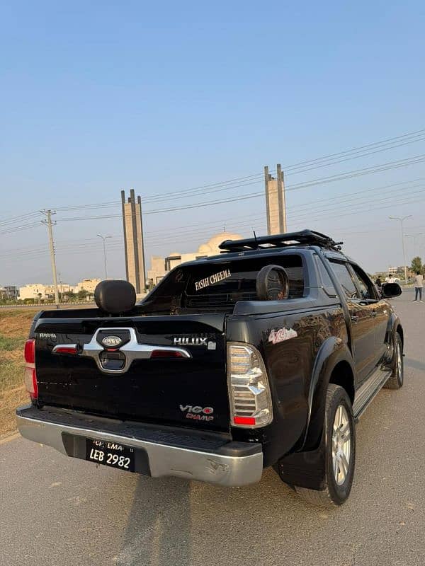 Toyota Hilux. Vigo champ 2013 14