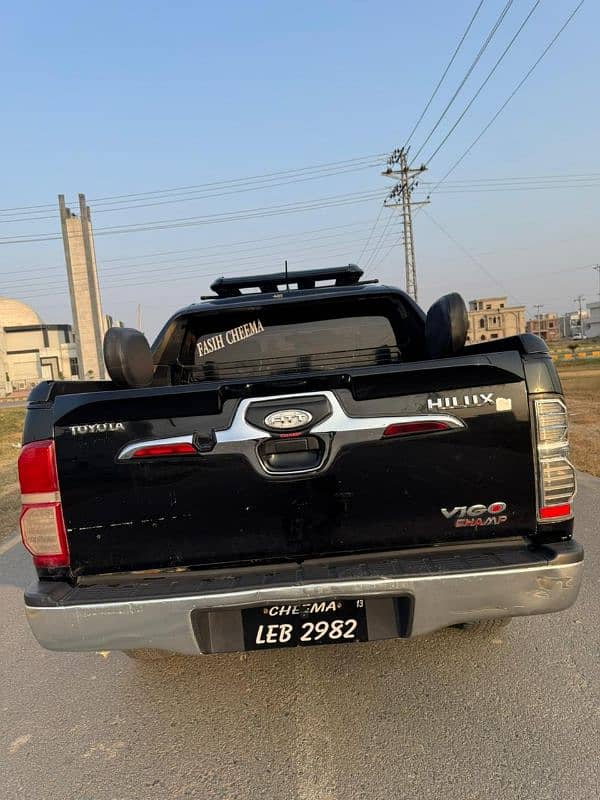 Toyota Hilux. Vigo champ 2013 15