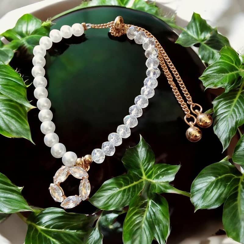 Unique White Pearl Bracelet With Elegant Crystal Beats Work Chain Brac 2