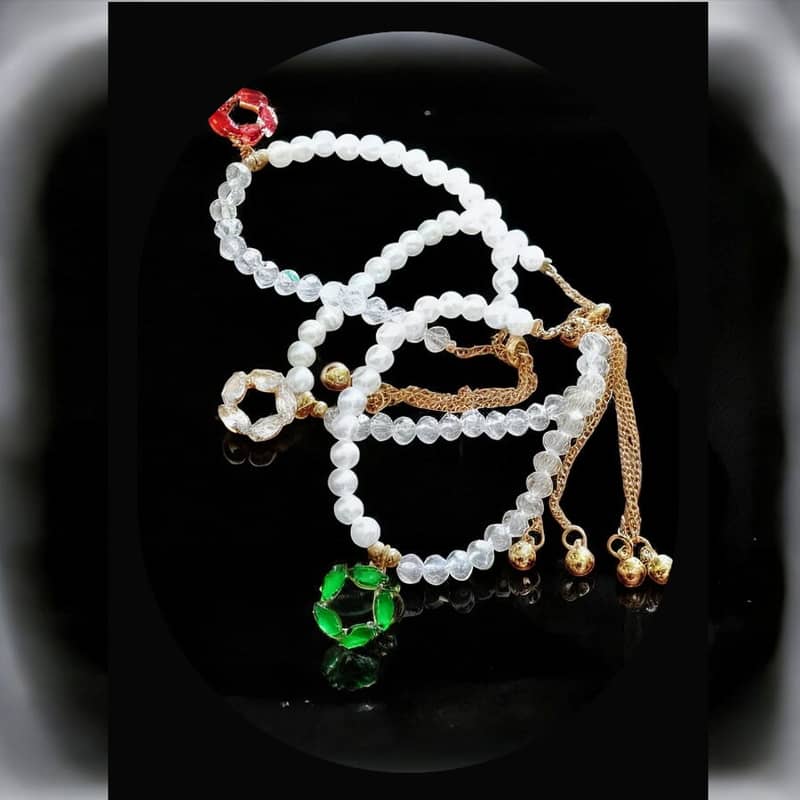 Unique White Pearl Bracelet With Elegant Crystal Beats Work Chain Brac 3