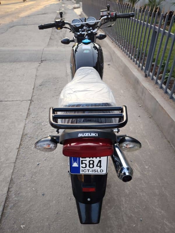 Suzuki GS 150se 17