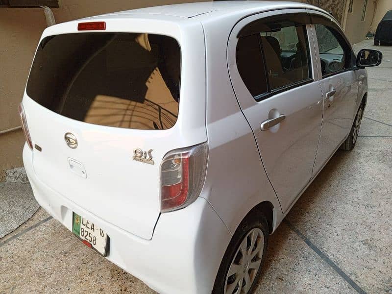 Daihatsu Mira 2012 3