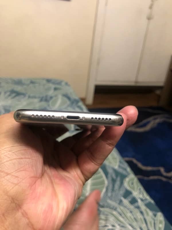 IPhone X 256GB MEMORY NON PTA 8